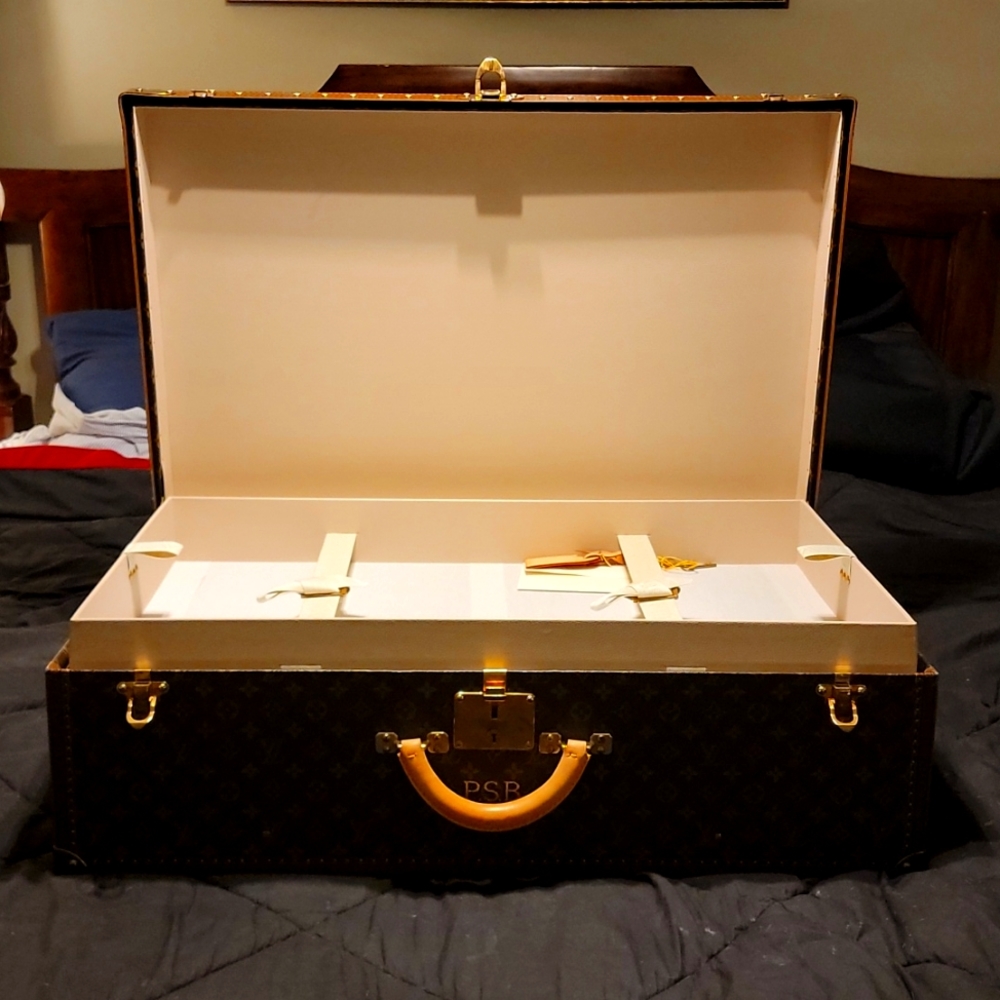 Large Louis Vuitton Hard suitcase monogram